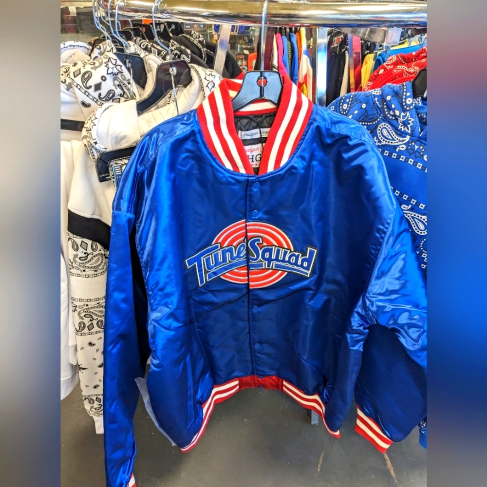 Bomber jacket